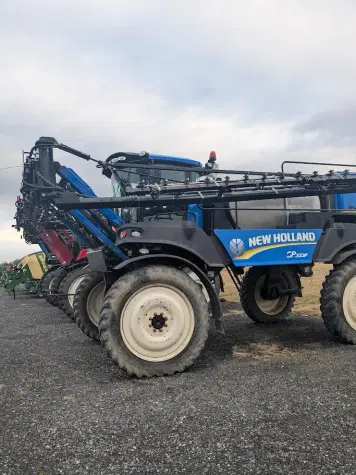 Main image New Holland SP333F